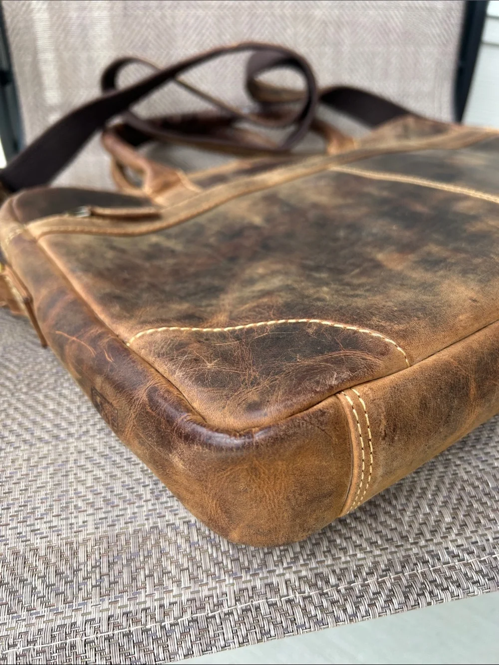Greenburry distressed Leather Briefcase Messenger Bag in Brown